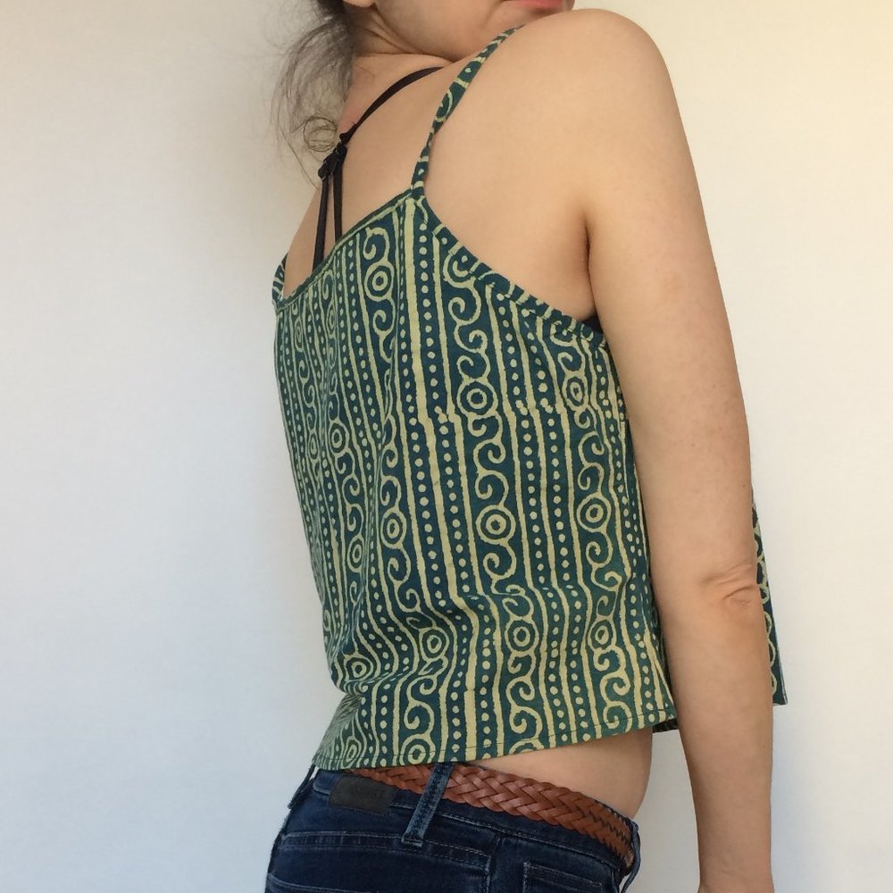 Boxy Fit Cropped Batik Tank Top Green/Yellow Sz M - Picture 4 of 10